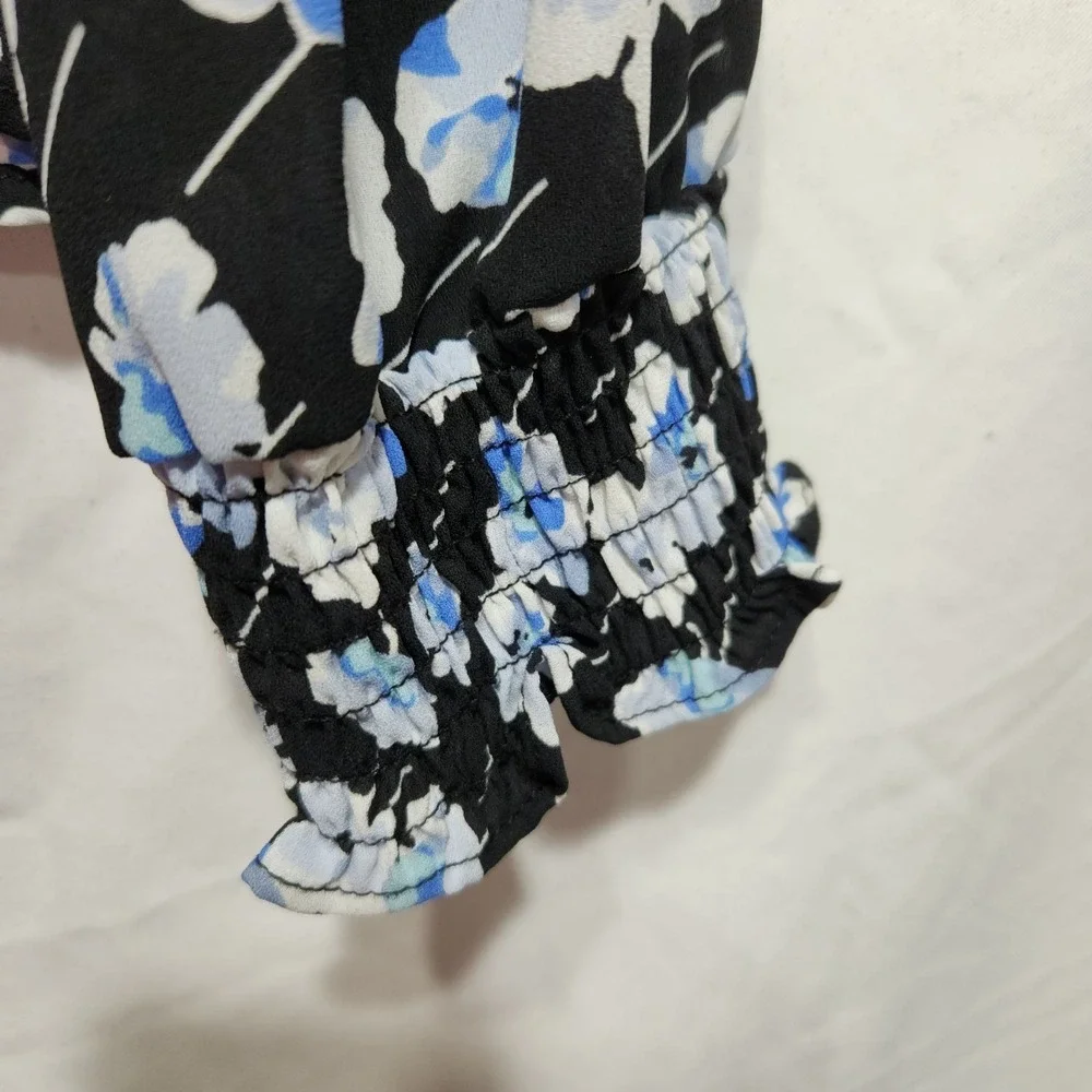 J. Crew Floral Print‎ Long Sleeve V-Neck Button Down Blouse Blue White Size 12